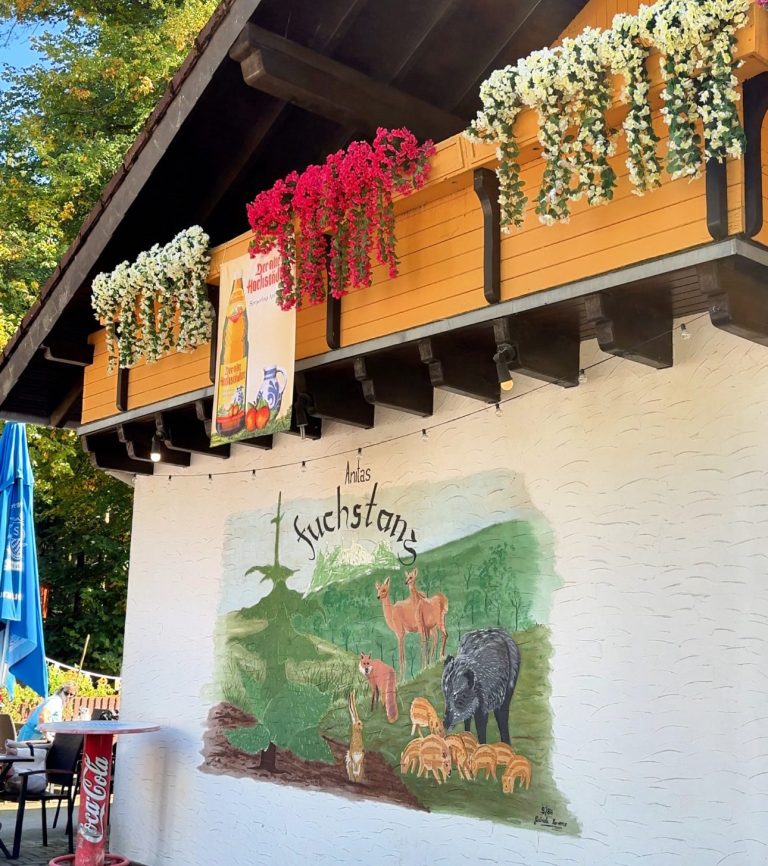Gasthaus Fuchstanz im Taunus - beliebtes Ausflugslokal für Wanderer und Familien